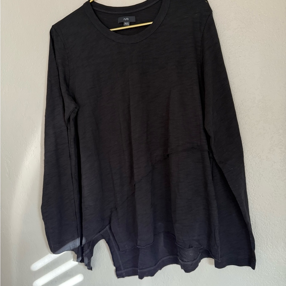 Black Long Sleeve Tee with Crew Neck